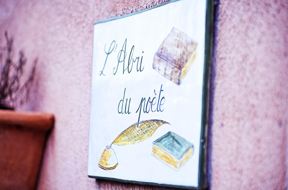 L'Abri Du Poete Acomodação com café da manhã Besse-sur-Issole Exterior foto