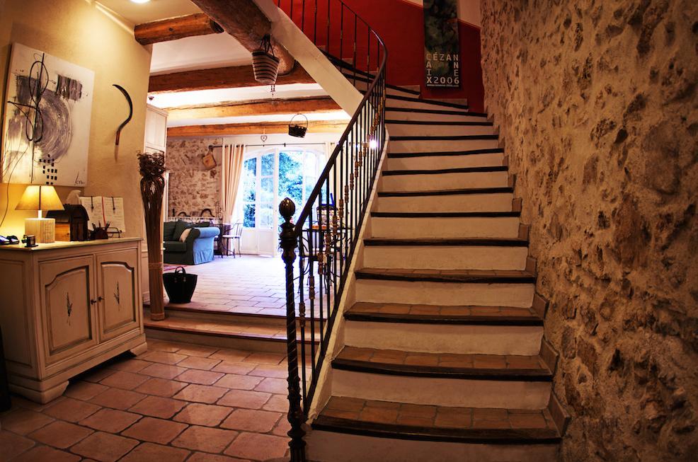 L'Abri Du Poete Acomodação com café da manhã Besse-sur-Issole Exterior foto